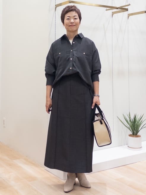 シュウコさんの「grove｜【カセット服/選べる着丈】洗濯機で洗えるオーバーシャツ」を使ったコーディネート
