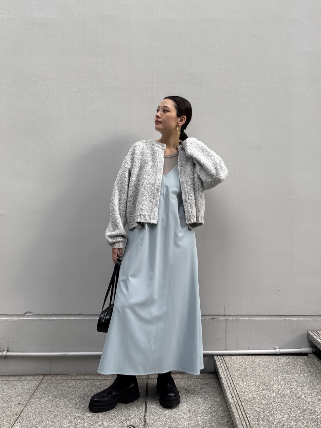 ayanoさんの「INDIVI｜タイトフレアキャミドレス」を使ったコーディネート
