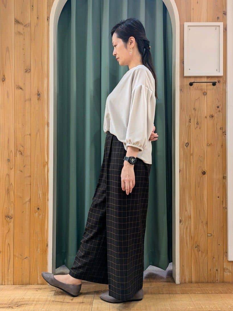 ショーコラさんの「SHOO･LA･RUE｜ラクチン フラットパンプス」を使ったコーディネート