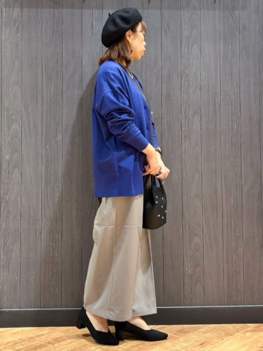 meiさんの「SHOO･LA･RUE｜【高レビュー/洗濯後しわになりにくい】1枚でサマ見え 8分袖ドルマンブラウス」を使ったコーディネート