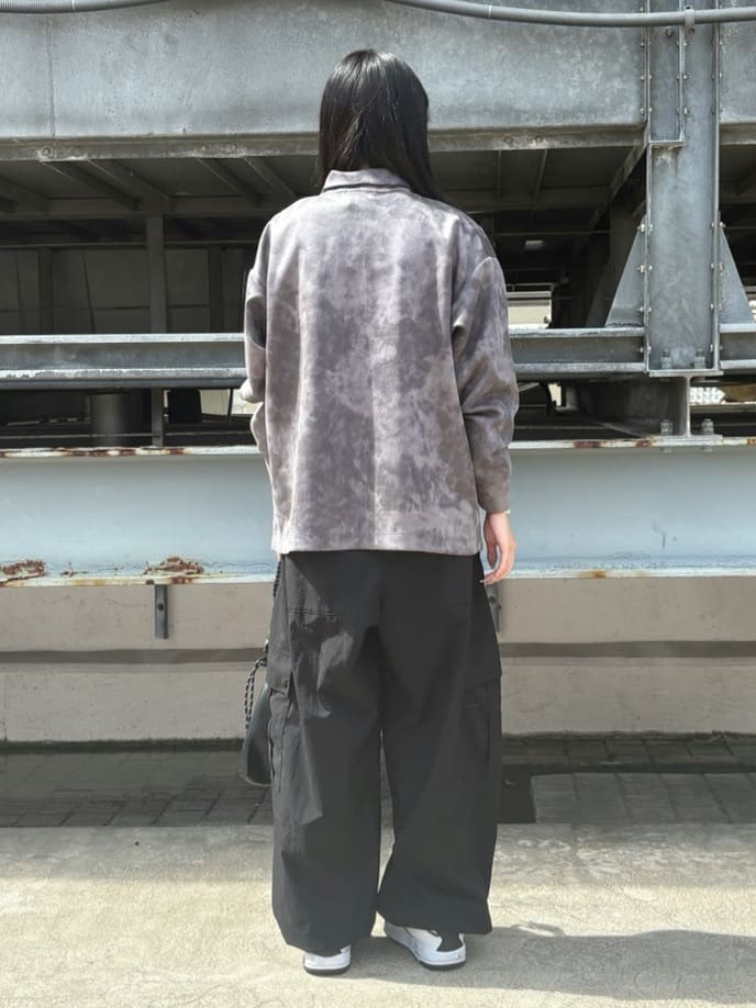madokaさんの「tk.TAKEO KIKUCHI｜ヴィンテージライクプリント ハーフジッププルオーバー」を使ったコーディネート