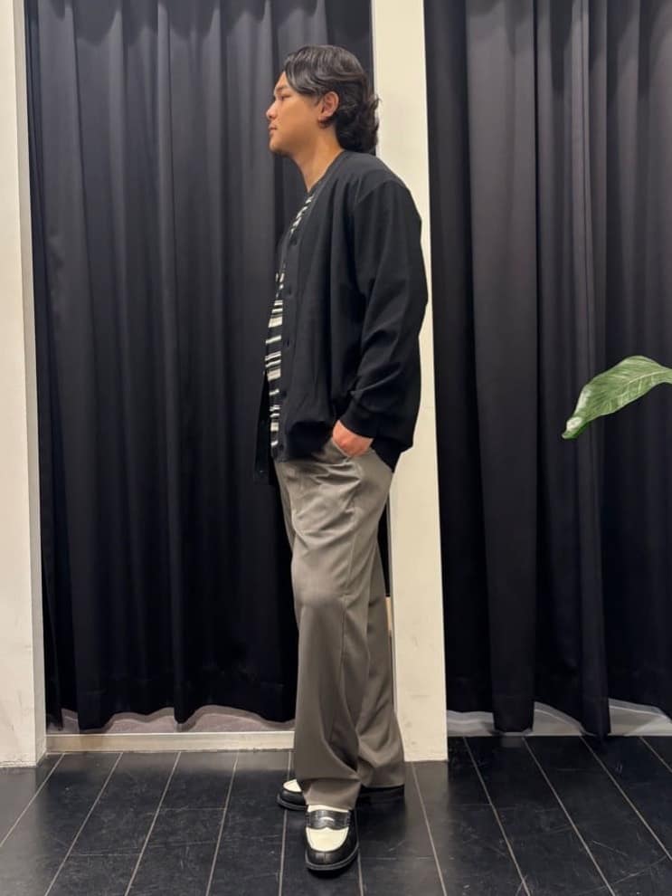 こーちゃんさんの「THE SHOP TK｜【季節の変わり目に活躍】ニットカーディガン 選べる2デザイン(柄&無地)/洗濯機OK」を使ったコーディネート