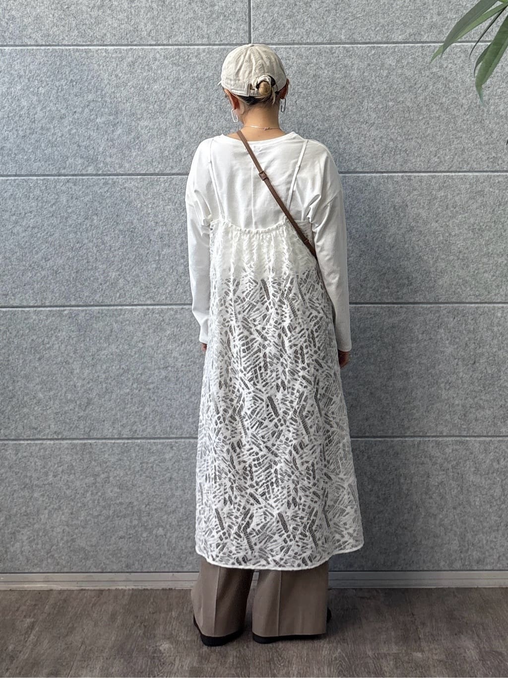 kotakiさんの「INDIVI｜【褒められパンツ】ワンタックワイドパンツ」を使ったコーディネート
