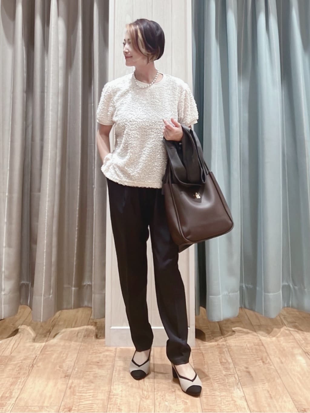 aaamiさんの「SHOO･LA･RUE｜【S-LL】大人も着やすい愛らしさ リボンヤーン半袖トップス」を使ったコーディネート