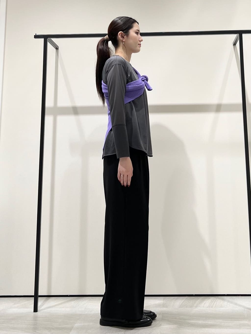T.Kさんの「INDIVI｜ストレッチシアーロングTシャツ」を使ったコーディネート