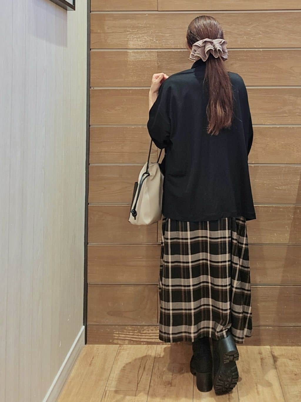miyaさんの「SHOO･LA･RUE｜【S-LL/ひんやり】さらっとしたタッチが心地よい ダブルブレストジャケット」を使ったコーディネート