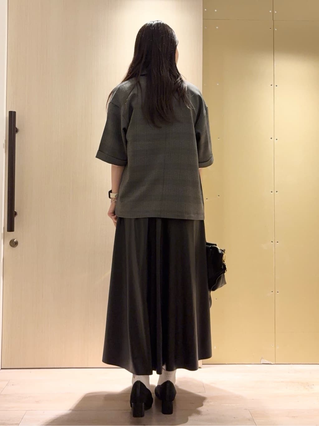 HaRuさんの「SHOO･LA･RUE｜【セットアップ可/洗濯後しわになりにくい】5分袖テーラードジャケット」を使ったコーディネート