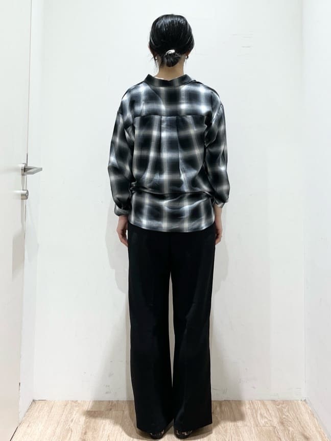 momokoさんの「OPAQUE.CLIP｜オンブレチェックシャツ【洗濯機洗い可】」を使ったコーディネート