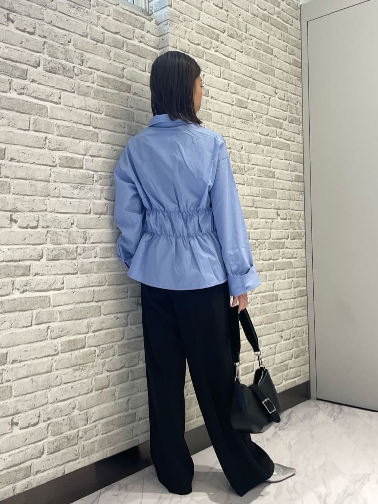 Mikoさんの「INDIVI｜Comfy SET UP｜イージーストレートワイドパンツ【セットアップ対応／通勤/カセット服】」を使ったコーディネート