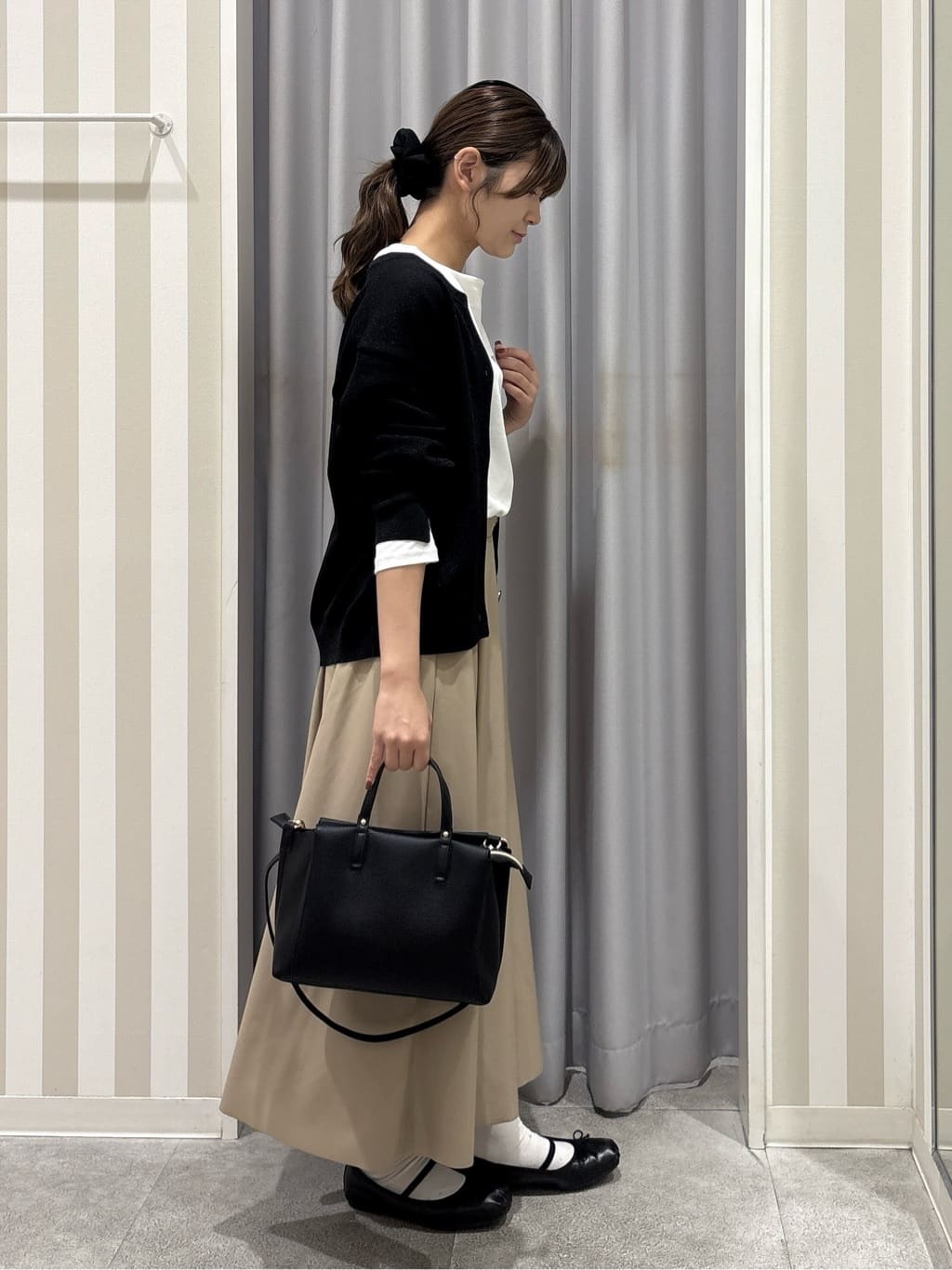 Rikaさんの「SHOO･LA･RUE｜【S-LL】美しく見せる ボートネックロンT」を使ったコーディネート