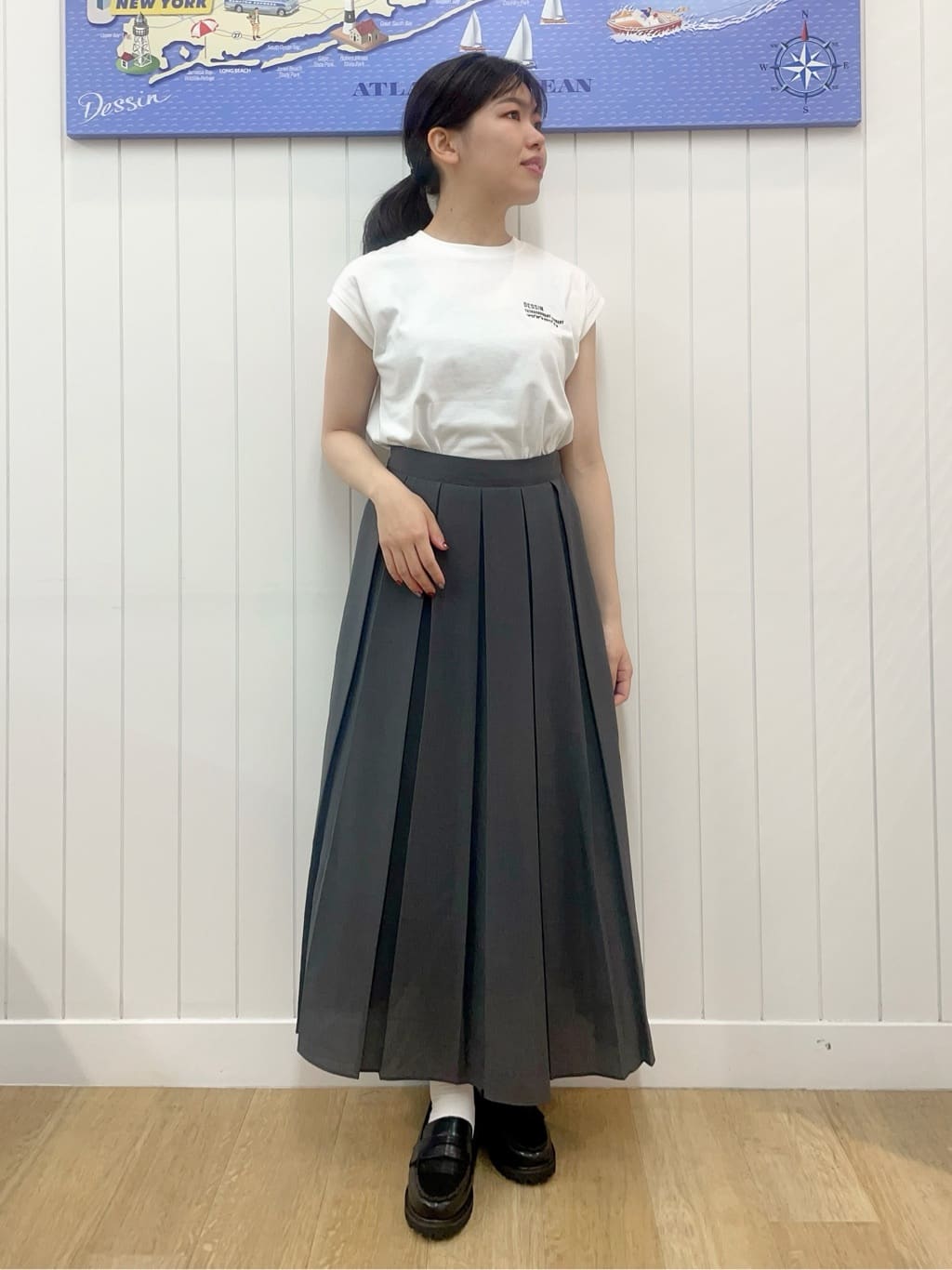 Mayaさんの「Dessin｜【洗える】Vネックシャギーベスト」を使ったコーディネート