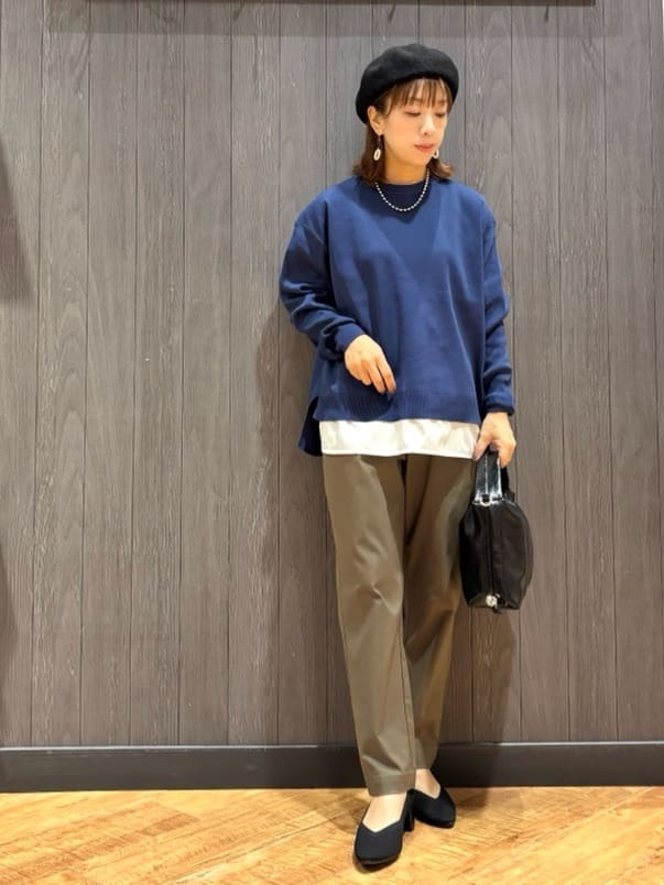 meiさんの「SHOO･LA･RUE｜【洗える/S-LL/美脚シルエット】ハイパーストレッチ テーパードパンツ」を使ったコーディネート