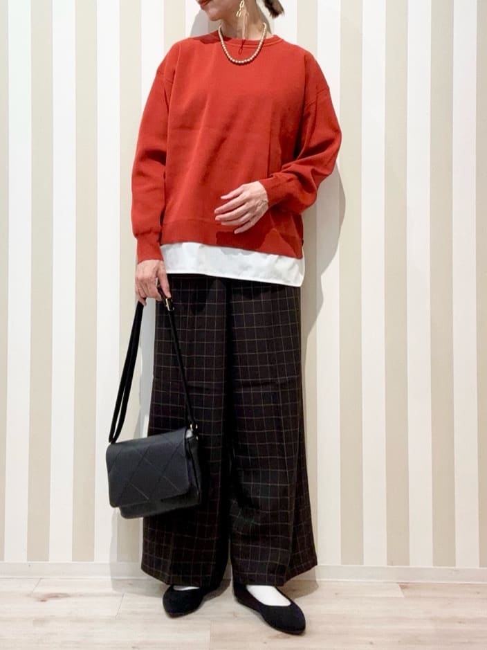 まつこさんの「SHOO･LA･RUE｜【S-LL/洗える】一枚で簡単こなれ見え スポンディッシュ 裾レイヤード風ニット【CIRCRIC】」を使ったコーディネート