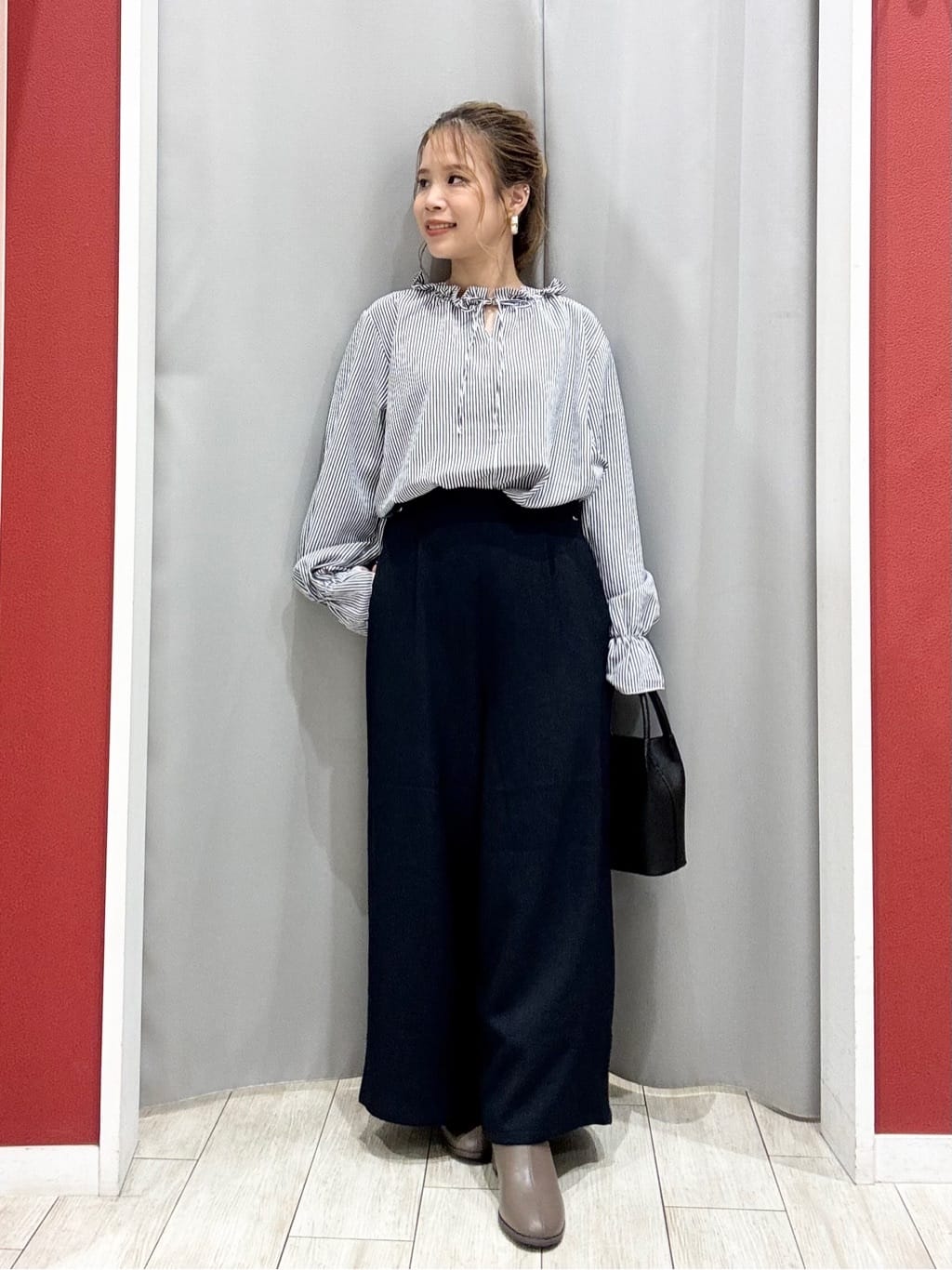 shioさんの「SHOO･LA･RUE｜ウエストまわりをすっきり魅せる デザインガウチョパンツ」を使ったコーディネート