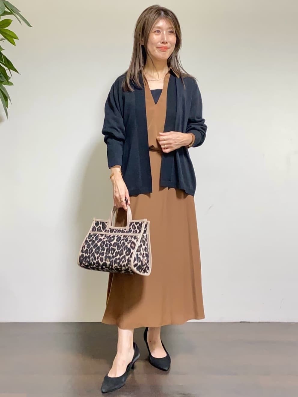 tomoさんの「UNTITLED｜【セットアップ可/スキッパー/ゆったり】リラクパウダーシャツ」を使ったコーディネート