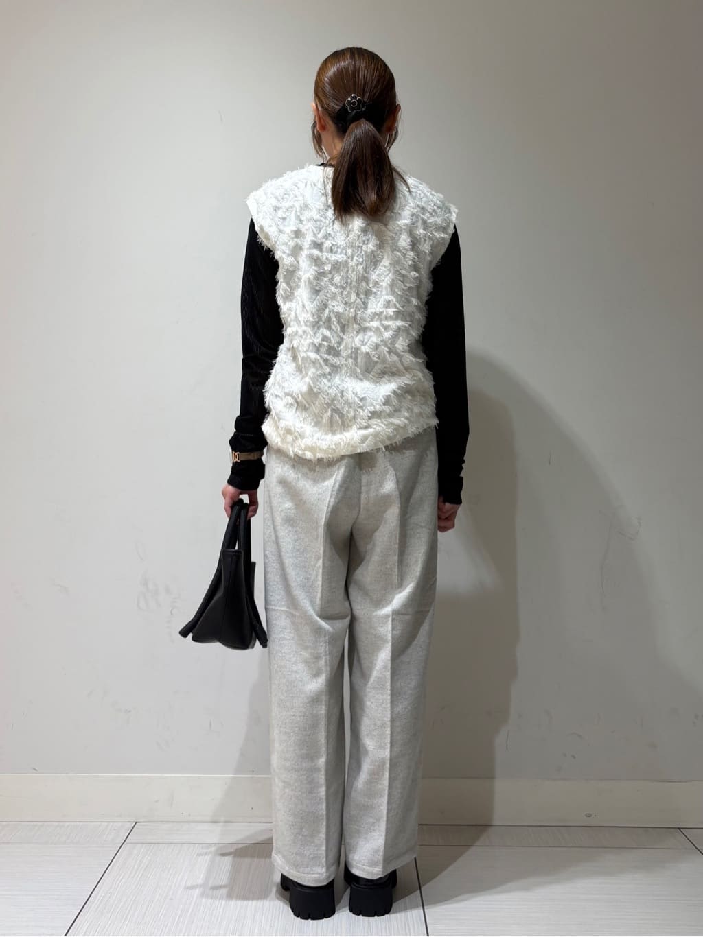 やなぎさんの「DRESSTERIOR｜◆【洗える/リブベロア】シアーリブベロアカットソー」を使ったコーディネート