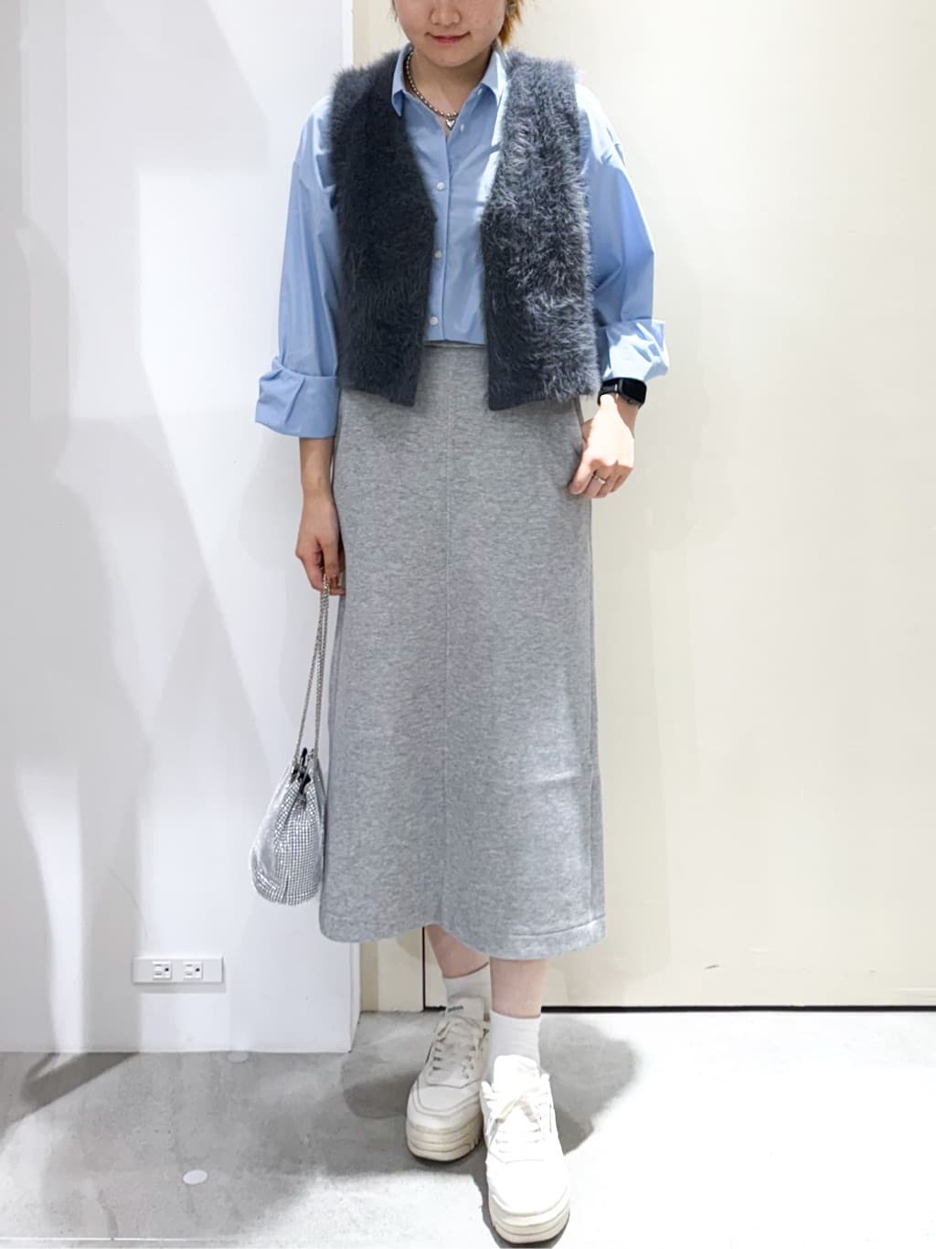sayaさんの「OPAQUE.CLIP｜ポケット刺繍レギュラーカラーシャツ【洗濯機OK】」を使ったコーディネート