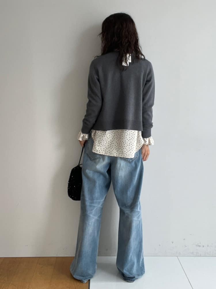 misaさんの「DRESSTERIOR｜ヴィンテージ加工ワイドデニムパンツ」を使ったコーディネート