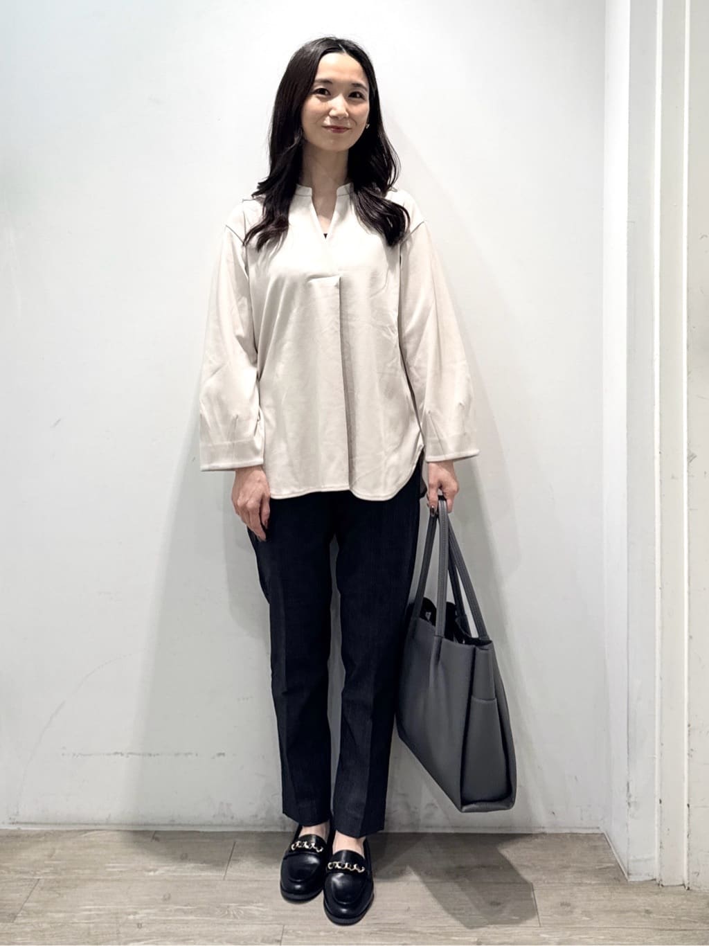 yuicciさんの「OPAQUE.CLIP｜スキッパートップス【吸水速乾／UVケア／洗濯機OK】」を使ったコーディネート