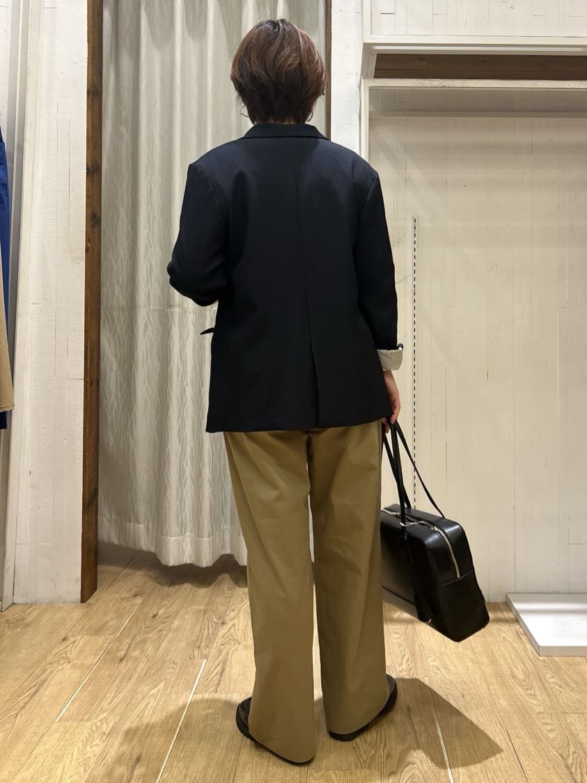 ga_riさんの「THE SHOP TK｜【今羽織るなら】ダブルブレストジャケット【セットアップ可/洗える】」を使ったコーディネート