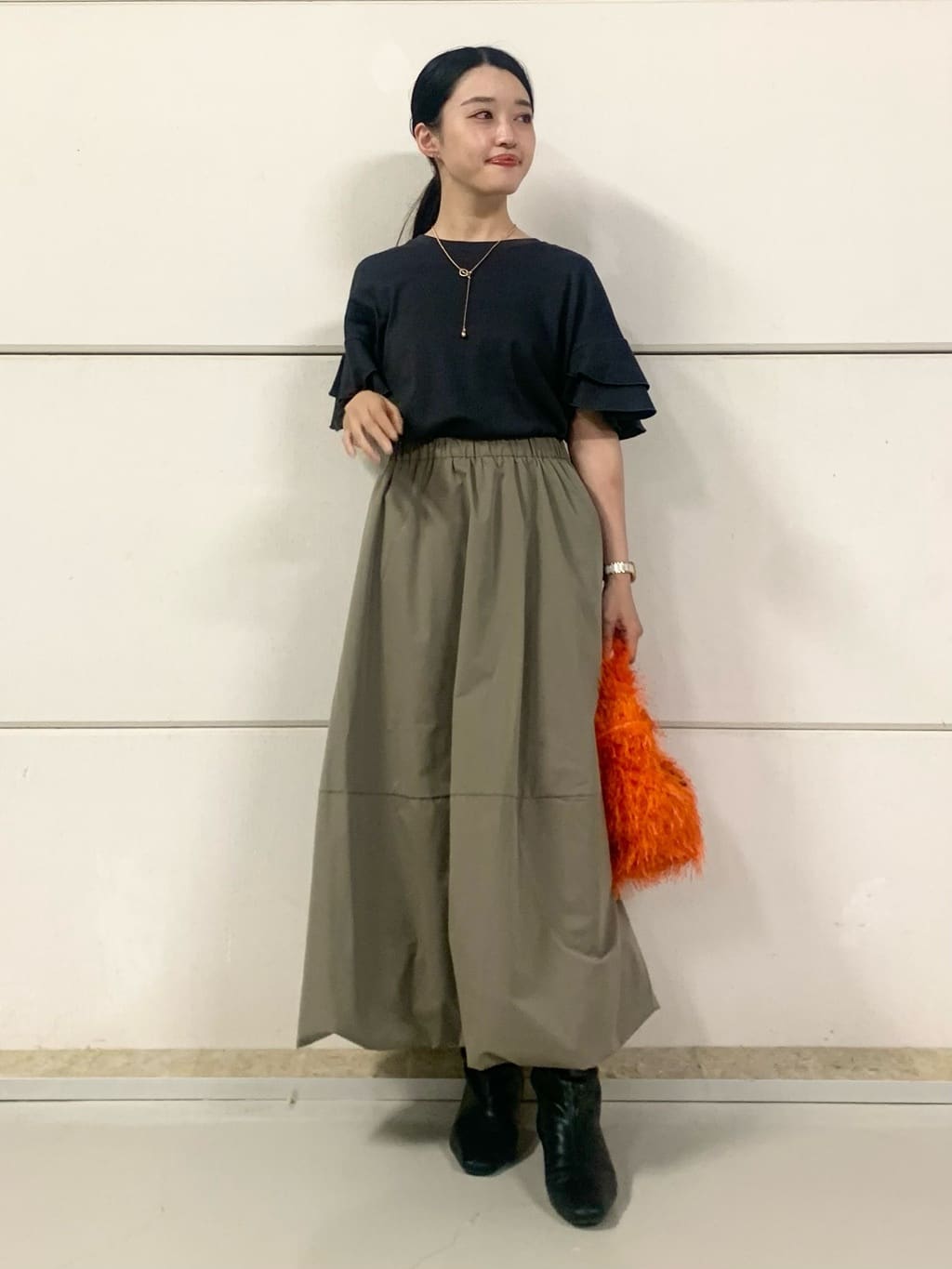 sahoさんの「THE SHOP TK｜【汗染み防止】袖フリルTシャツ【UVカット/洗濯機OK】」を使ったコーディネート