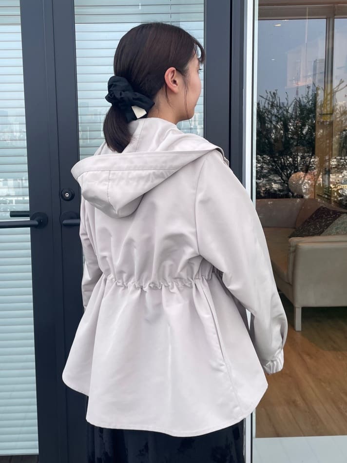abeさんの「Couture brooch｜【大人可愛い・通勤】ピンタックレースブラウス」を使ったコーディネート