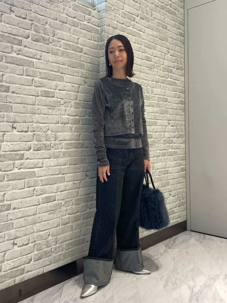 Mikoさんの「INDIVI｜ロールアップデニム」を使ったコーディネート
