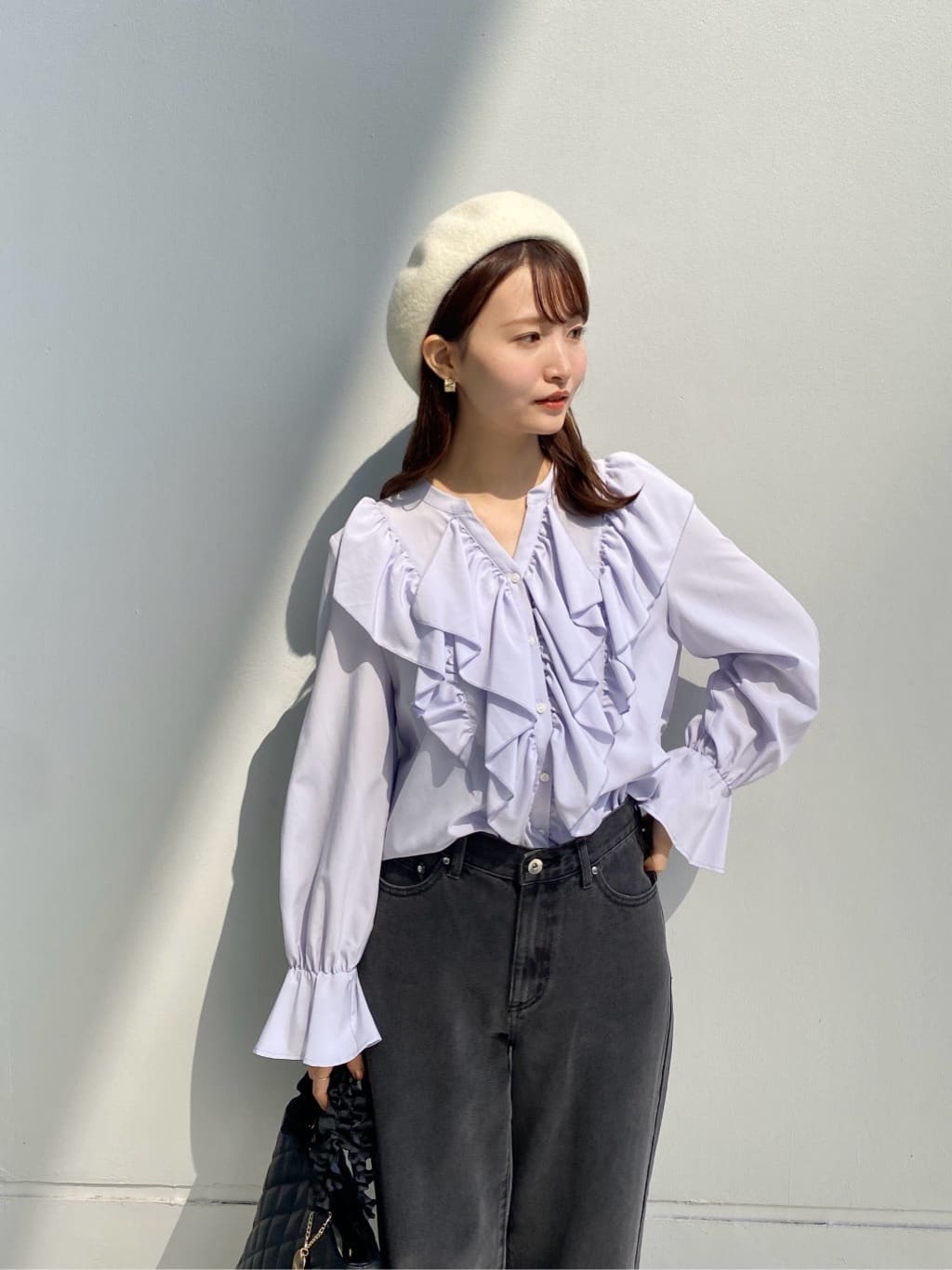 みさかさんの「index｜《丈が選べる》デニムバギーパンツ【洗濯機洗い可】」を使ったコーディネート
