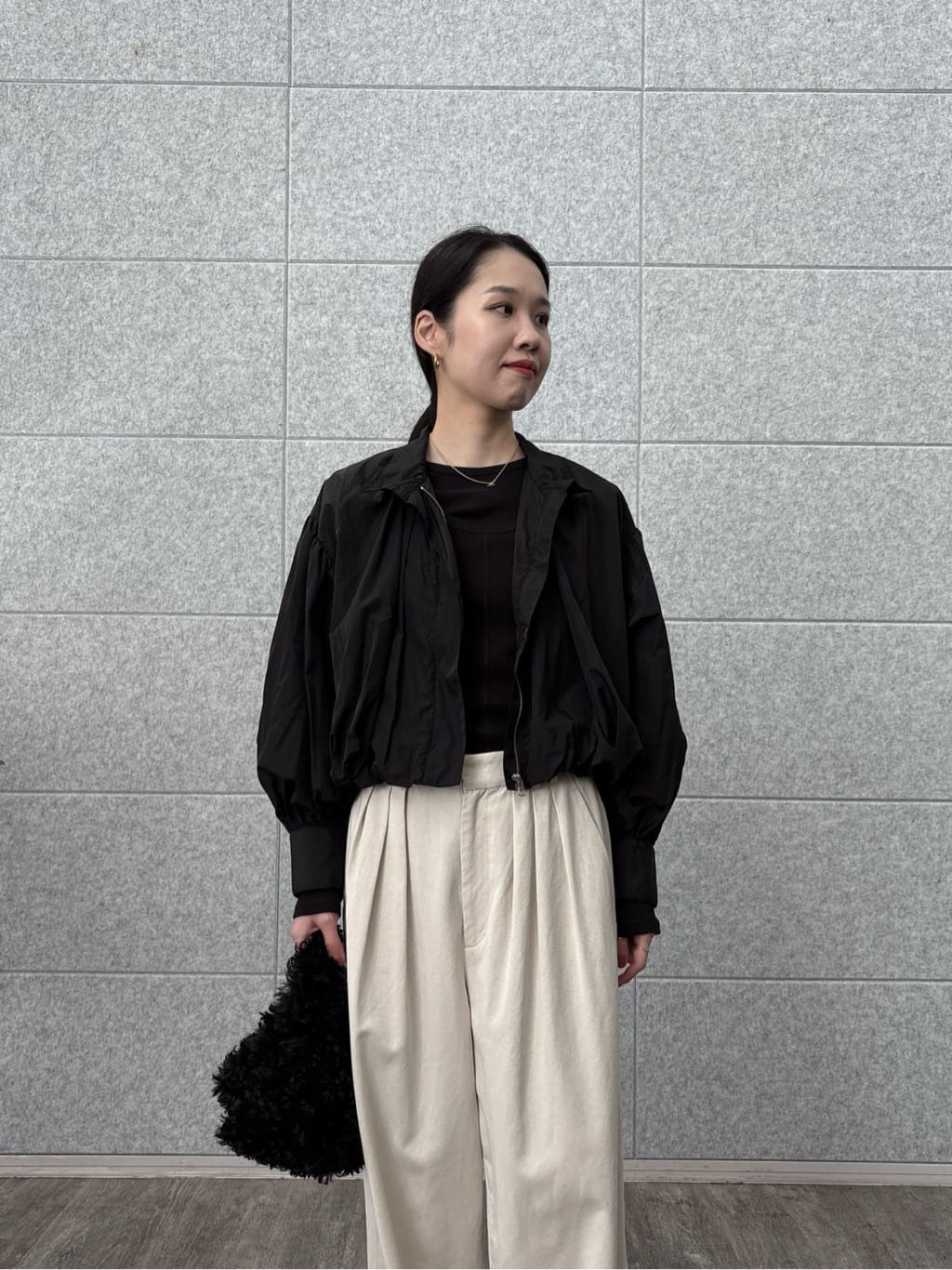 ひなさんの「INDIVI｜タンクレイヤーフライスカットソー」を使ったコーディネート