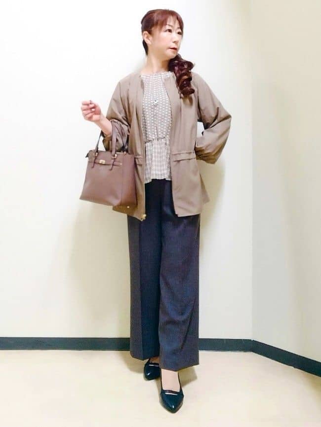 花さんの「Reflect｜【パンツにもスカートにも合わせやすい◎】ライティブルゾン」を使ったコーディネート