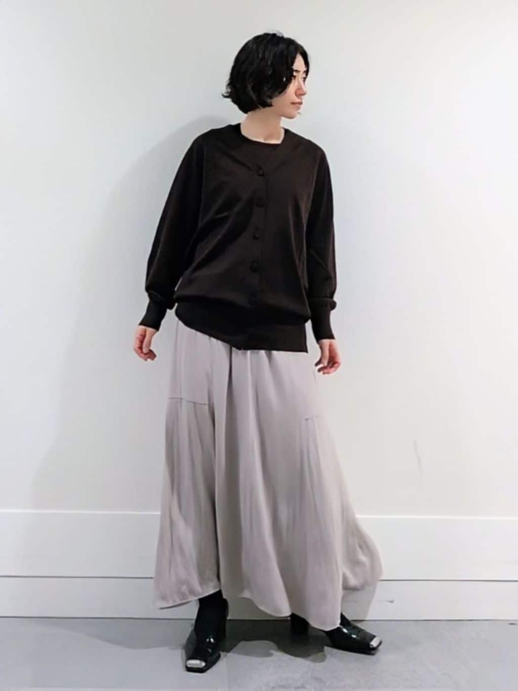 ミズタさんの「UNTITLED｜【アンサンブル可/六分袖/洗える】ウールシルクニット」を使ったコーディネート