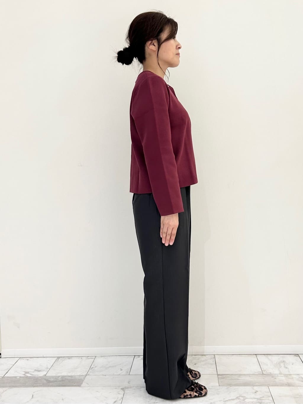 りなさんの「OPAQUE.CLIP｜フロッキーチュールTシャツ【洗濯機洗い可】」を使ったコーディネート
