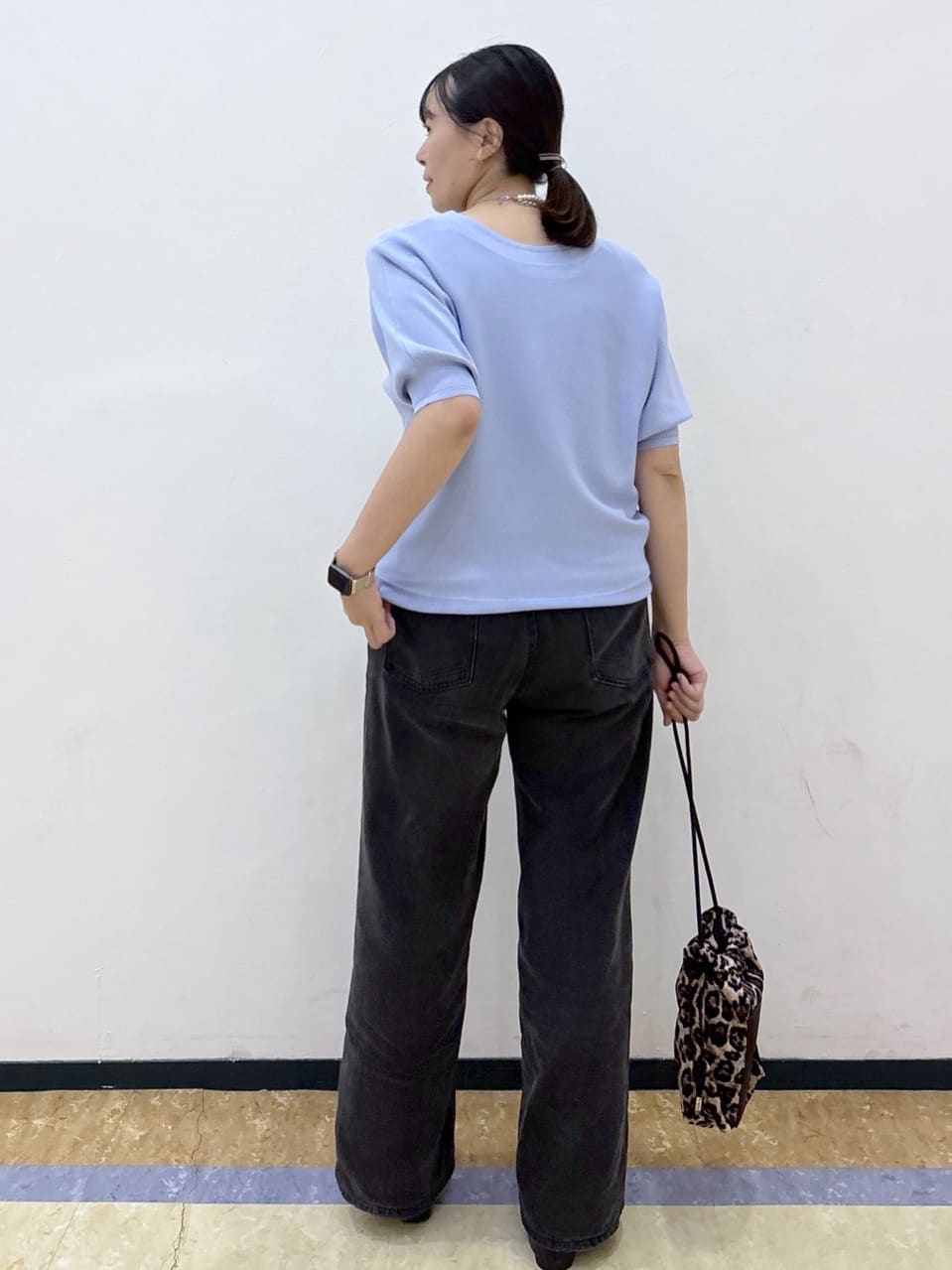 akariさんの「index｜《5色展開》前後2WAY ドルマンスリーブニット【UVケア／抗ピル／洗濯機洗い可】」を使ったコーディネート