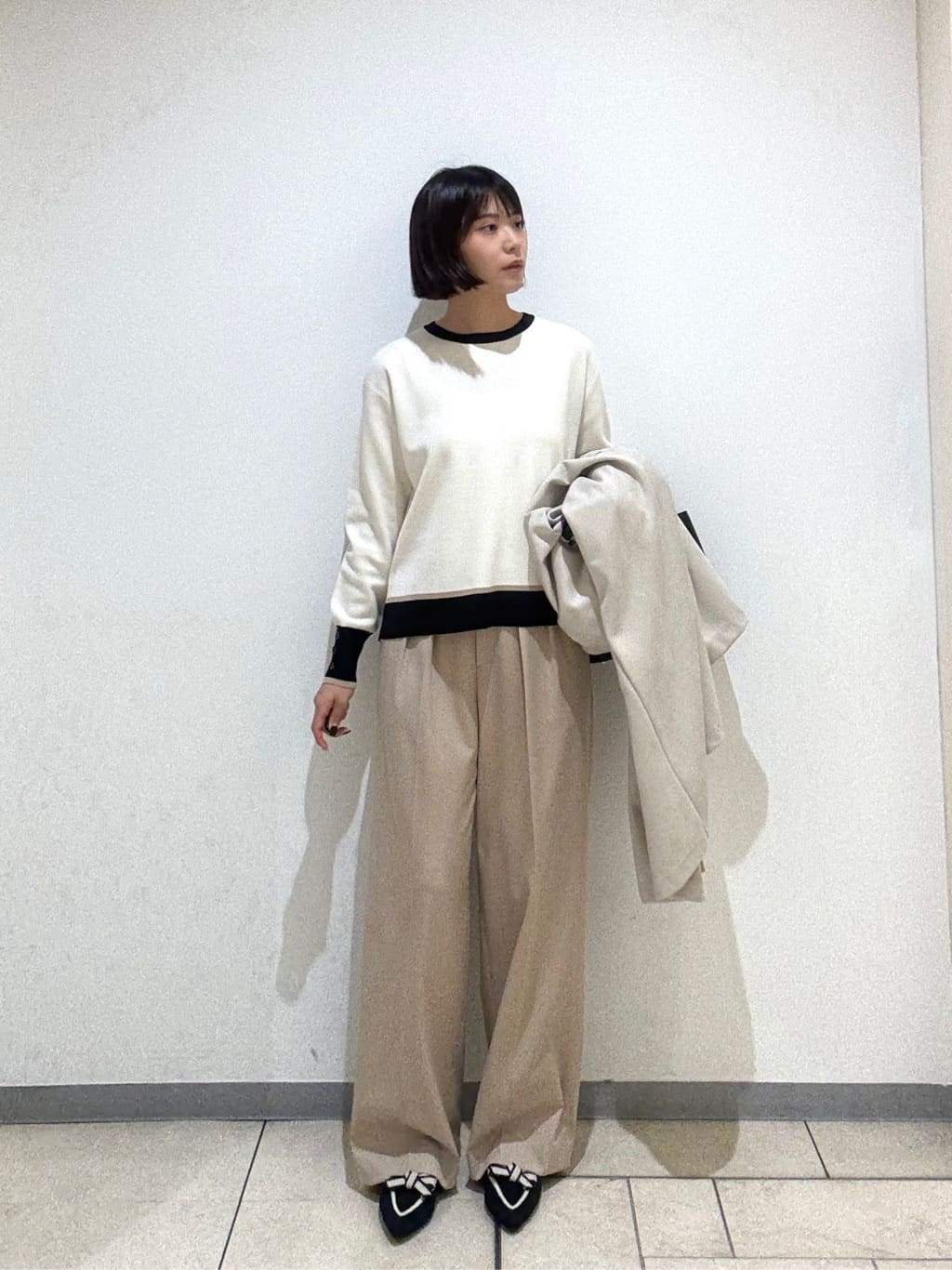 Itoさんの「UNTITLED｜【追加/新色】エアリーワンハンドルバッグ」を使ったコーディネート
