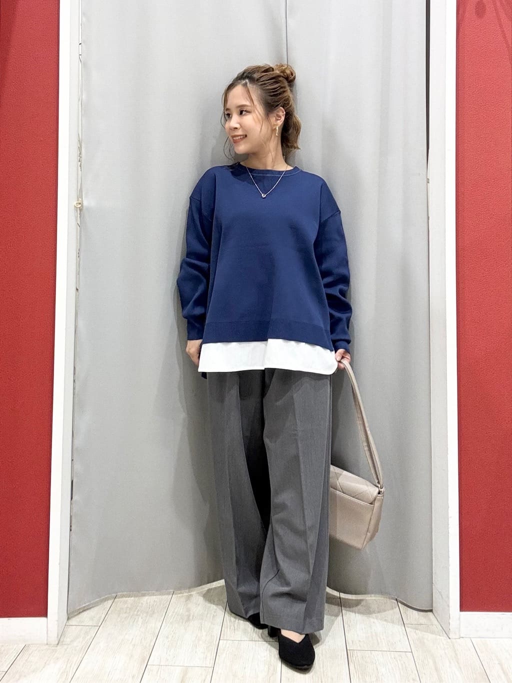 shioさんの「SHOO･LA･RUE｜【洗濯機可/S-LL】すっきり上品きれい見え タックワイドパンツ」を使ったコーディネート