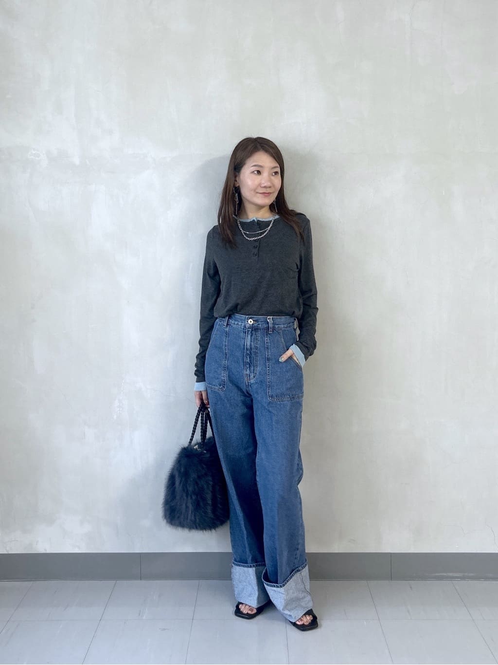 takaさんの「INDIVI｜ロールアップデニム」を使ったコーディネート