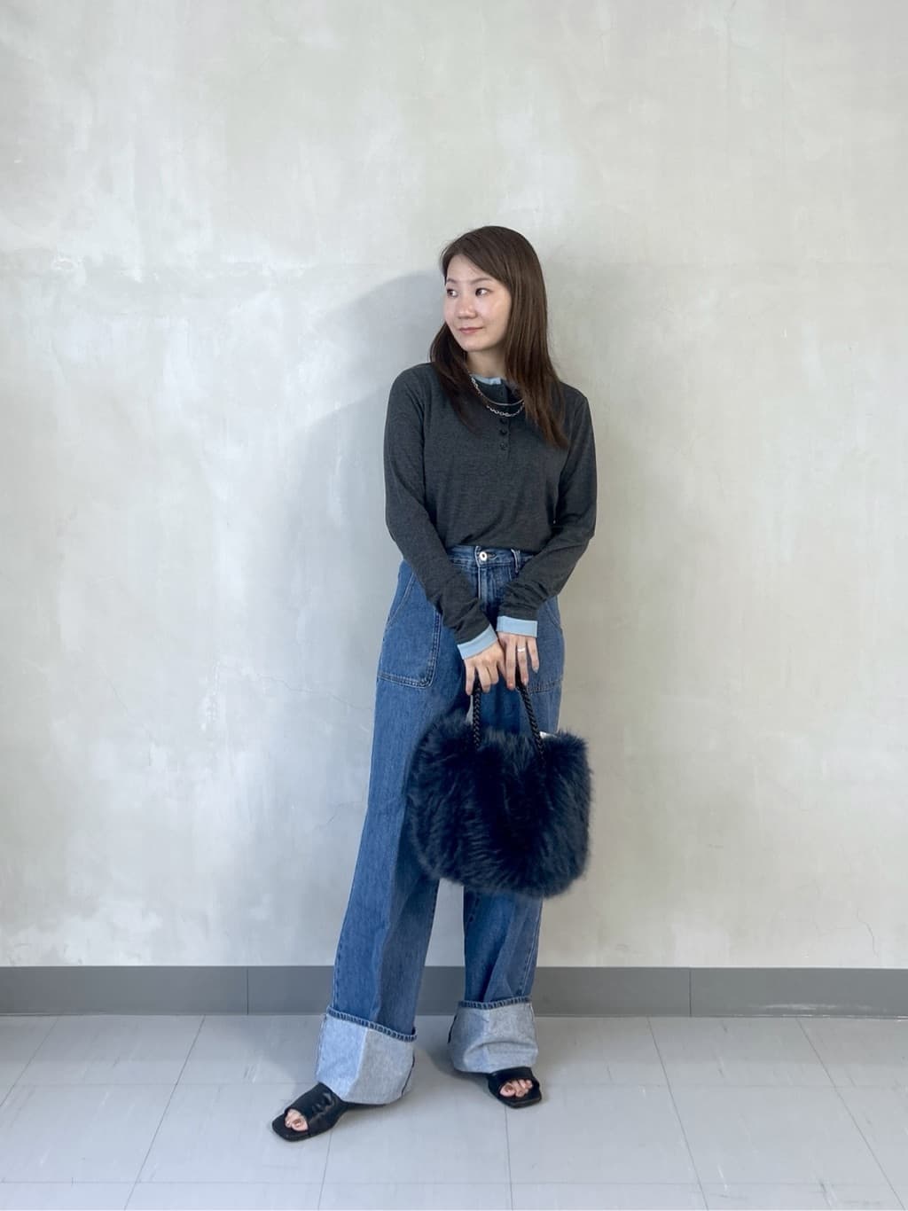 takaさんの「INDIVI｜ロールアップデニム」を使ったコーディネート