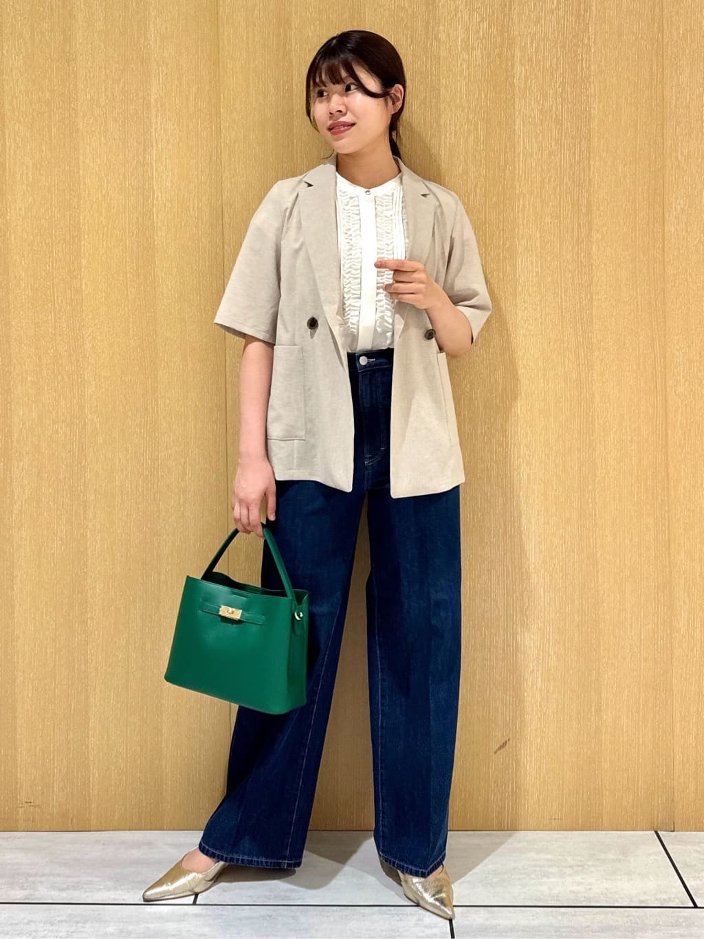 nanaさんの「UNTITLED｜【グレー/ブルー/ジーンズ】ソフトワイドデニムパンツ」を使ったコーディネート