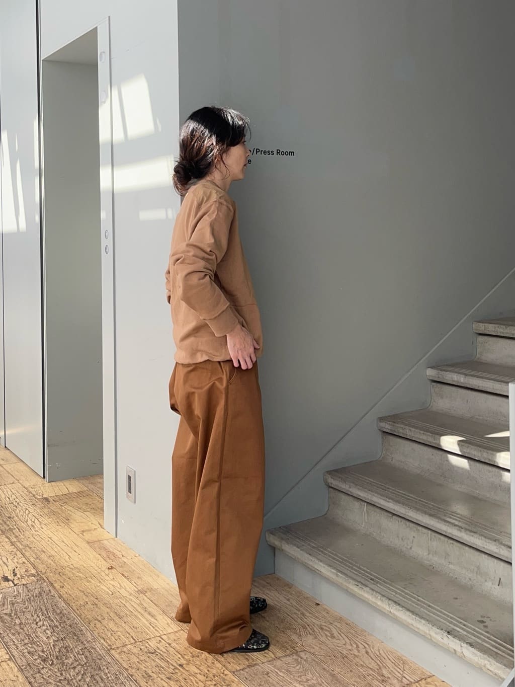 神野（jinno）さんの「TAKEO KIKUCHI｜【Sサイズ～】カツラギストレートパンツ」を使ったコーディネート