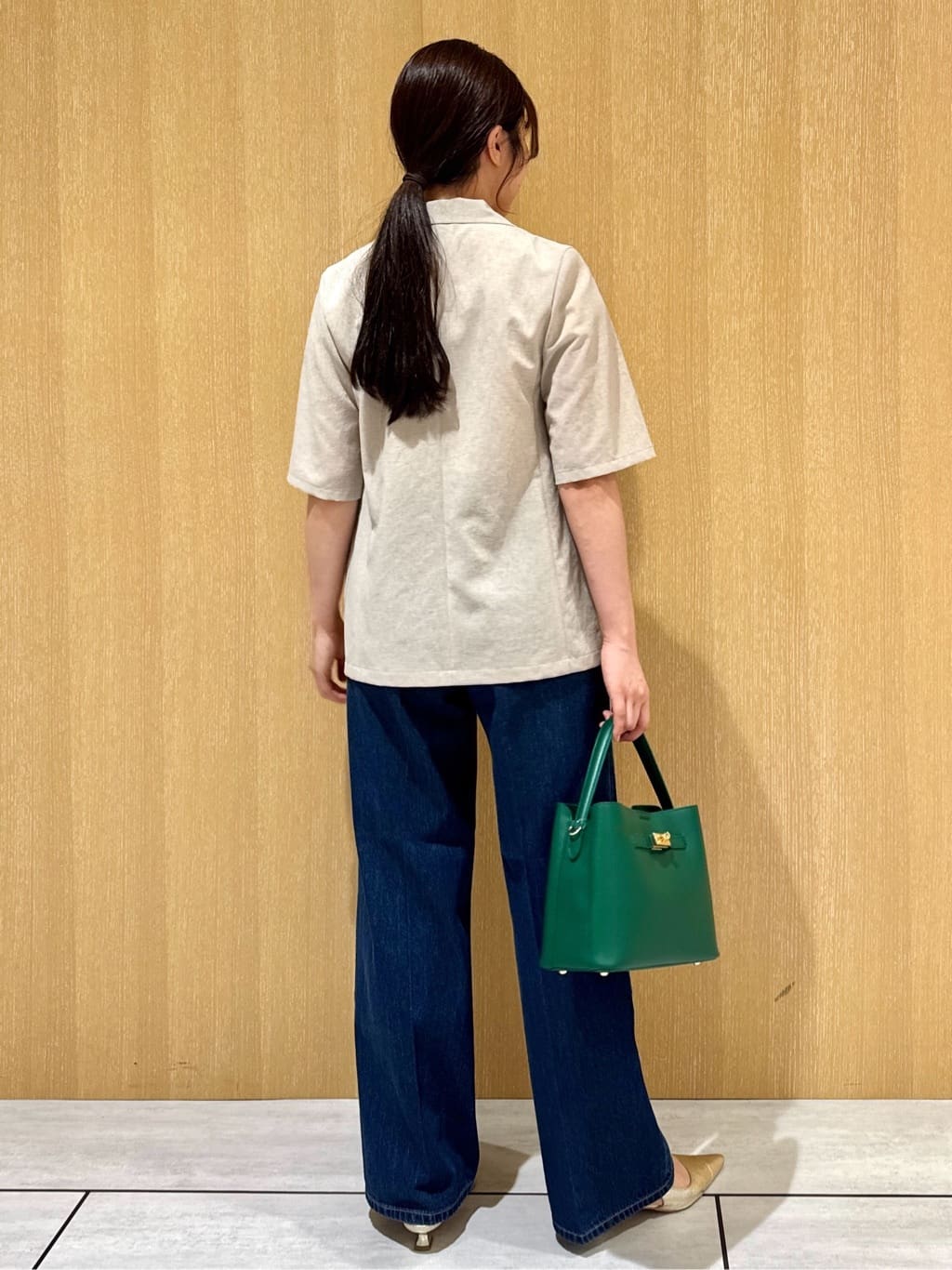 nanaさんの「UNTITLED｜【グレー/ブルー/ジーンズ】ソフトワイドデニムパンツ」を使ったコーディネート