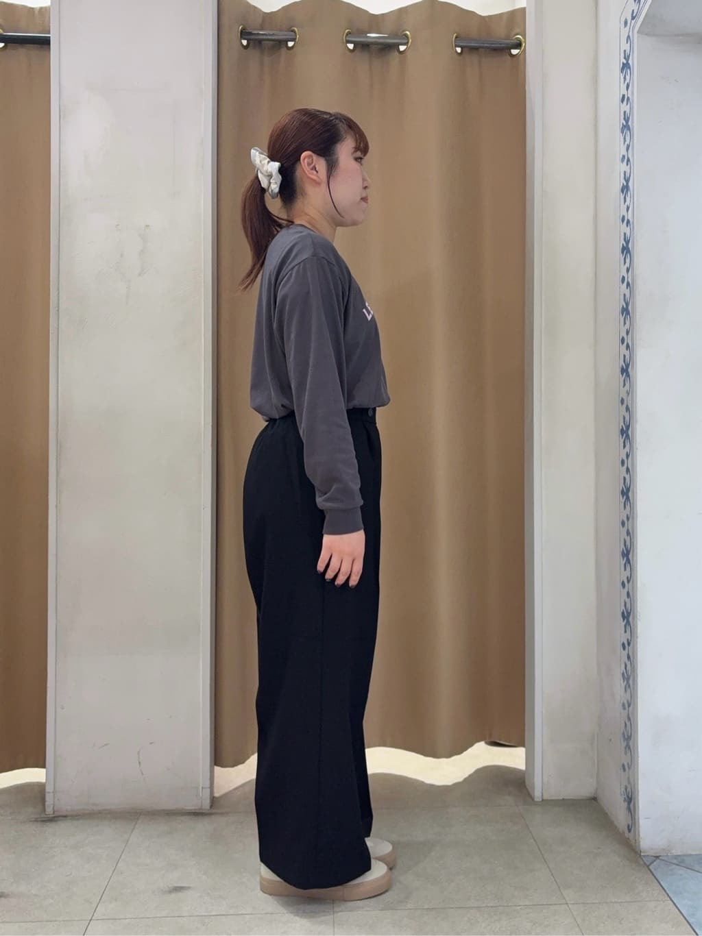 SO(R)Aさんの「SHOO･LA･RUE｜グラフィックアソート ベーシックロンT」を使ったコーディネート