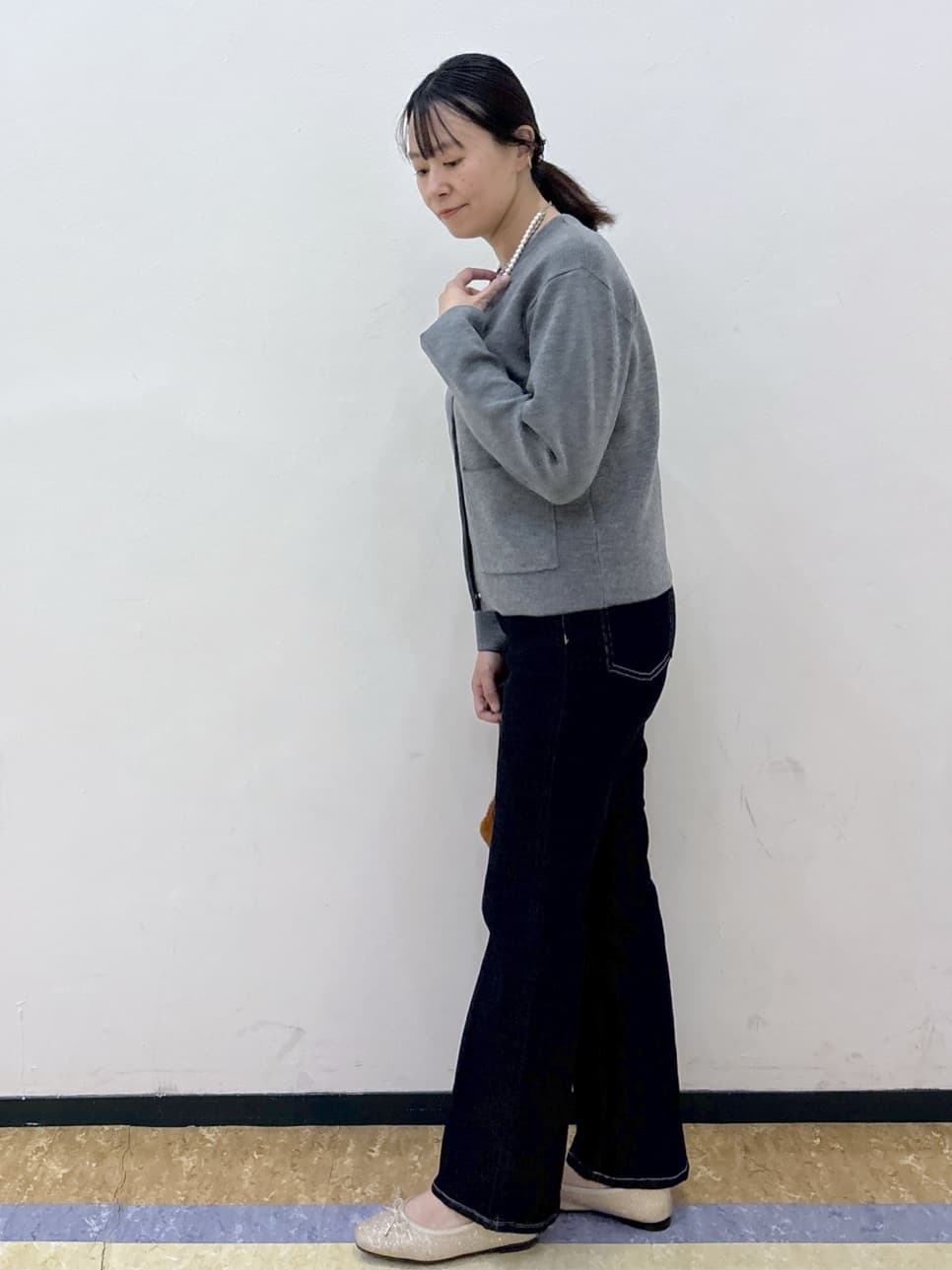 akariさんの「OPAQUE.CLIP｜ストレッチセミフレアデニム【洗濯機洗い可】《SS～LL》」を使ったコーディネート