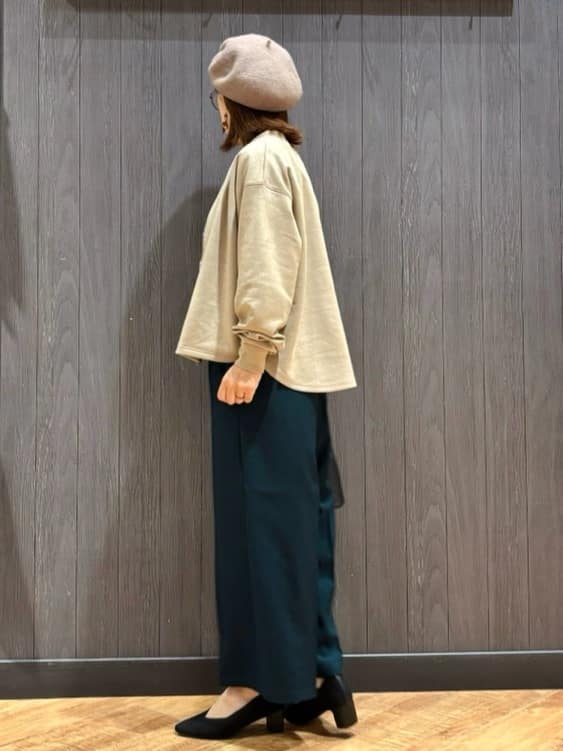 meiさんの「SHOO･LA･RUE｜【S-LL】柔らかくて軽い さっと羽織れるフェイクスエードブルゾン【CIRCRIC】」を使ったコーディネート