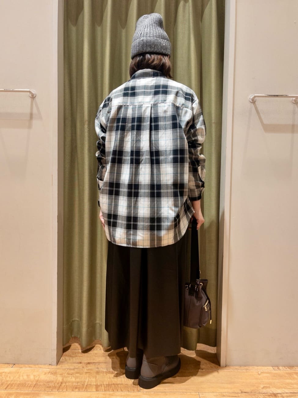 fukuiさんの「SHOO･LA･RUE｜【洗濯機可/S-LL】程よい抜け感 大人のチェックシャツ」を使ったコーディネート