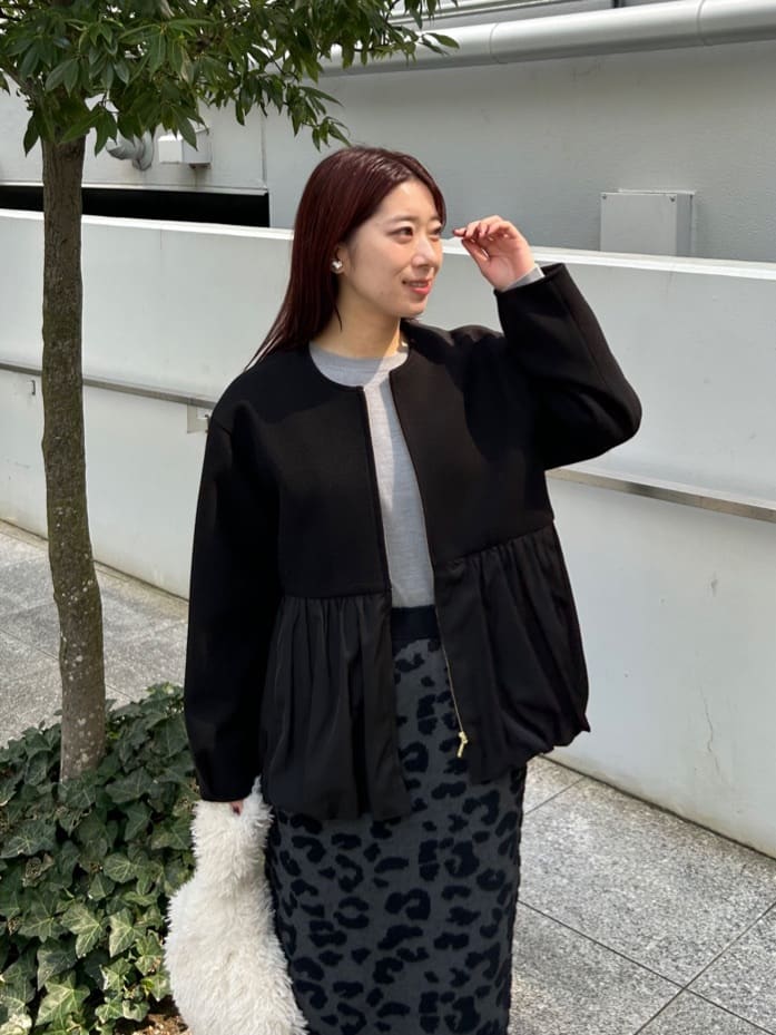 RINAさんの「OPAQUE.CLIP｜ウールライクペプラムドッキングアウター【洗濯機洗い可】」を使ったコーディネート