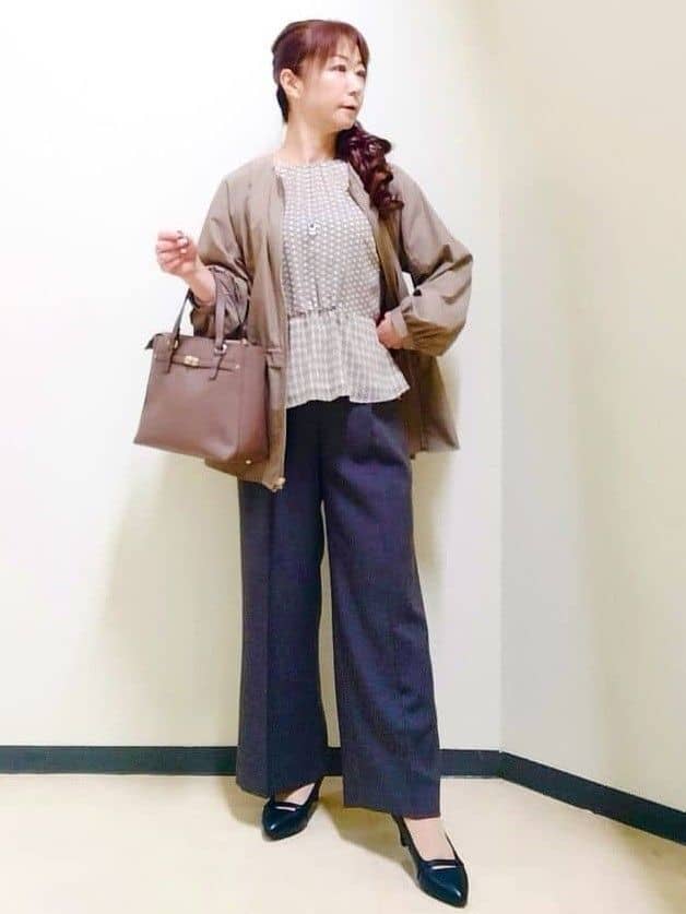 花さんの「Reflect｜【パンツにもスカートにも合わせやすい◎】ライティブルゾン」を使ったコーディネート