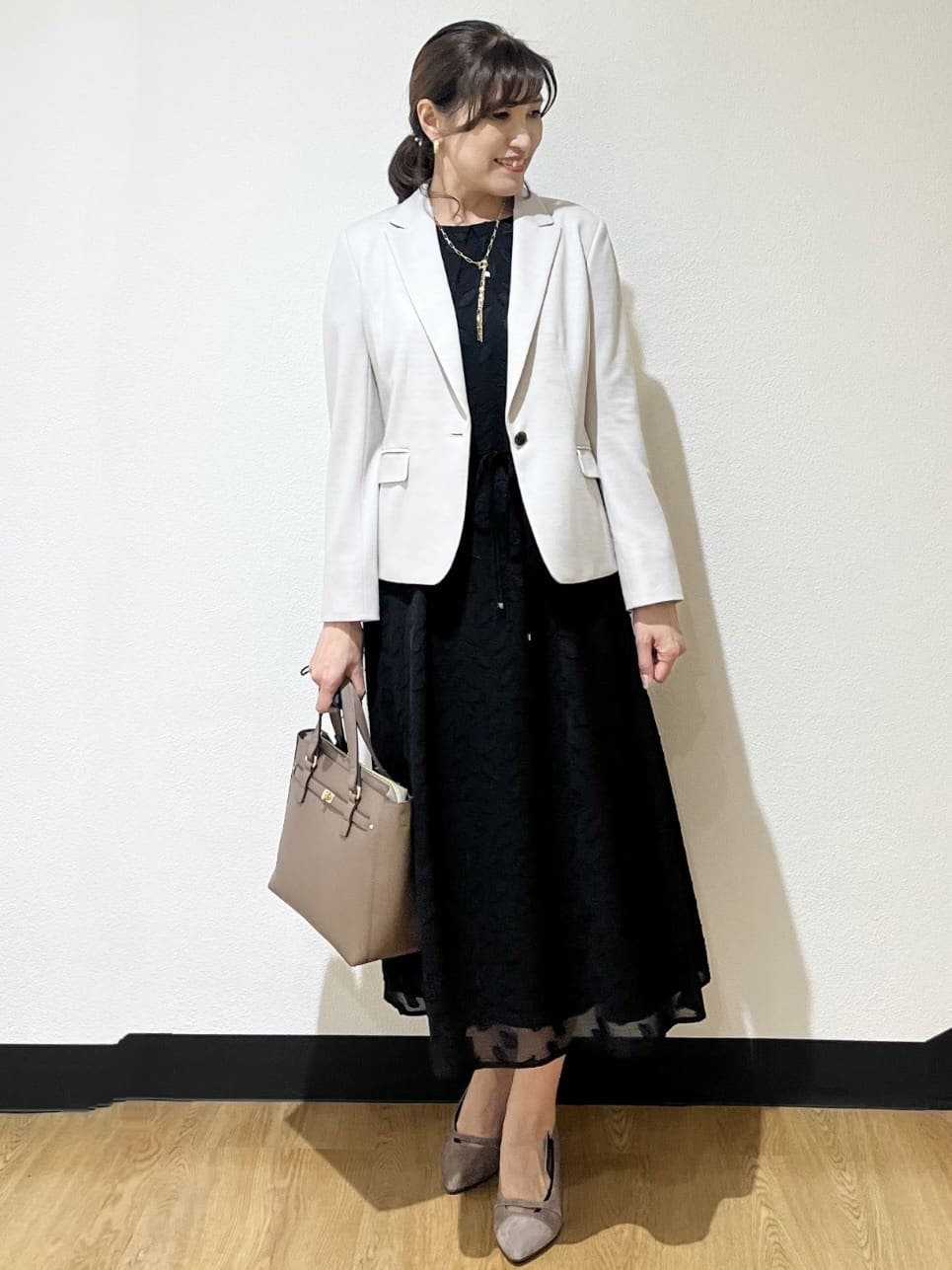 ayaさんの「Reflect｜Y字シルエット淡水パールネックレス」を使ったコーディネート