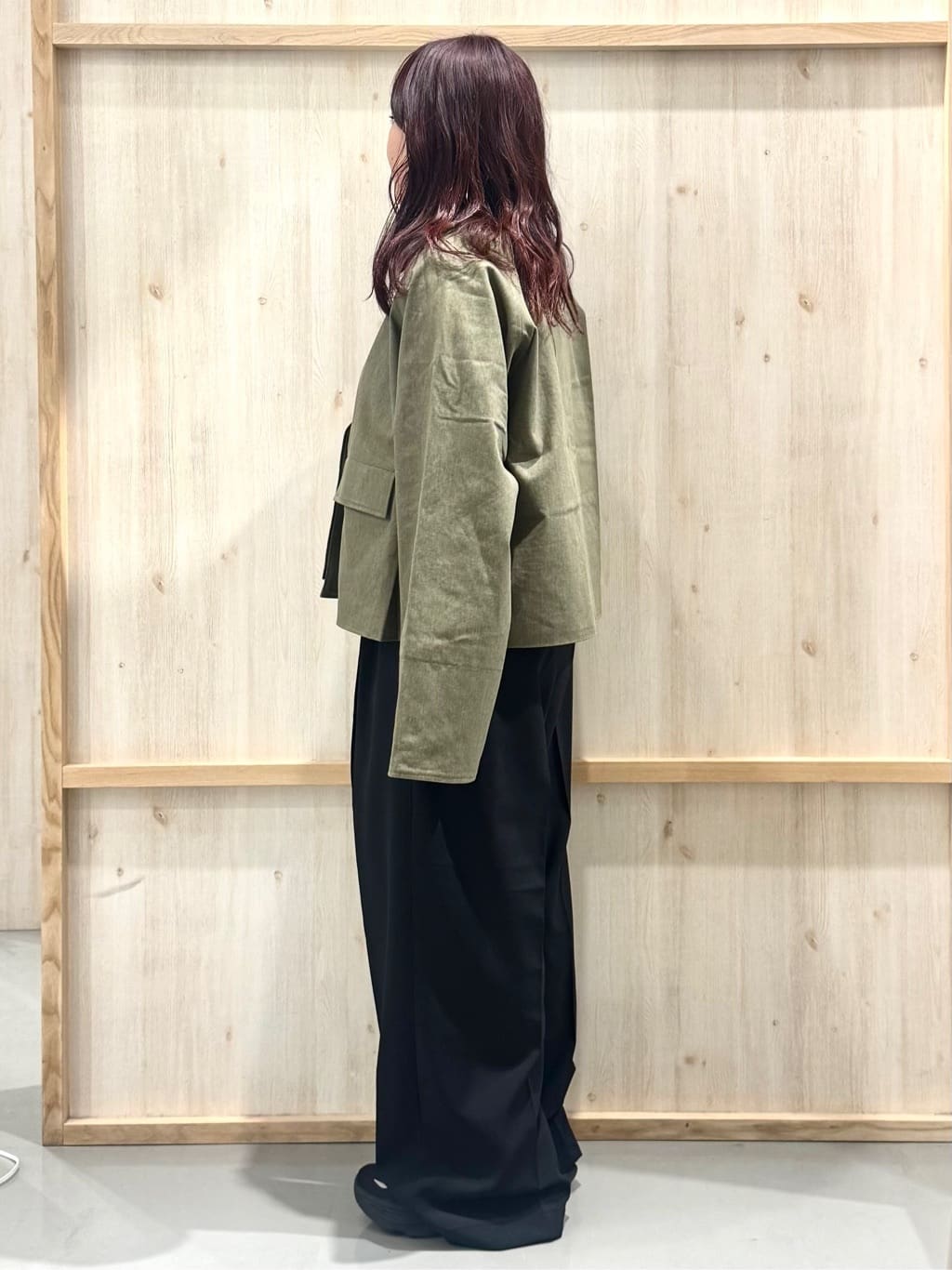 nanaさんの「THE SHOP TK｜フェイクファーベスト」を使ったコーディネート