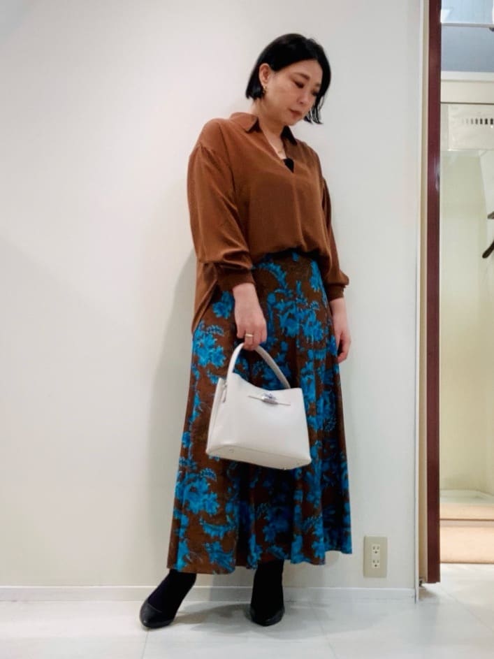 YUMIKOさんの「UNTITLED｜【セットアップ可/スキッパー/ゆったり】リラクパウダーシャツ」を使ったコーディネート