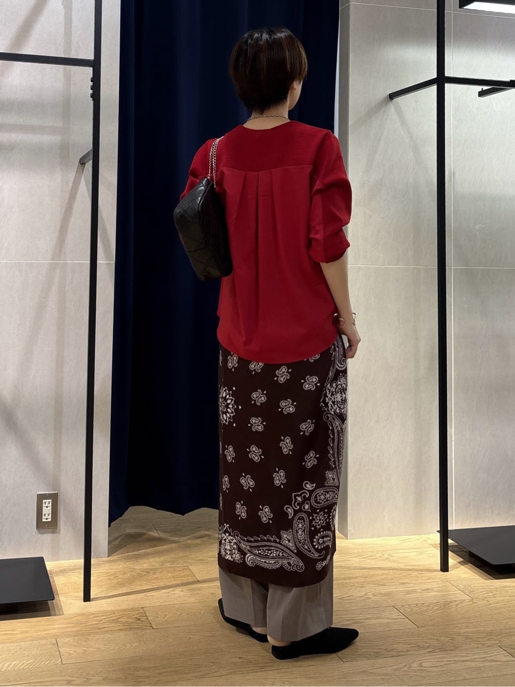 kanaeさんの「INDIVI｜【洗える／選べる8色】トーンアップニット」を使ったコーディネート